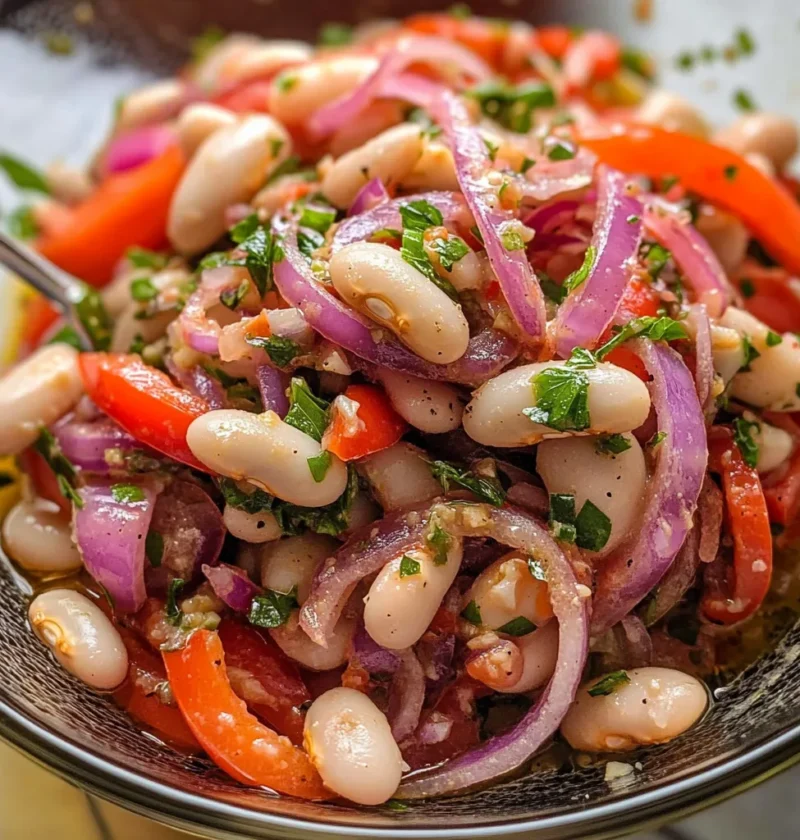 Piyaz (Türkischer Bohnensalat): Frisch, aromatisch und gesund 1 sidou0054764 httpss.mj .runbMeJyW pRyY Amateur photo fromv red e43b6614 4b7e 470a 8aca c57ffd675be6 2